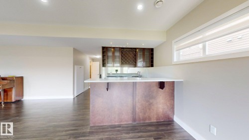 4016 8 Street Nw, Edmonton, AB 