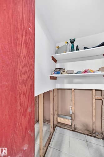 Image quality insufficient for description - 9719 71 Avenue Nw, Edmonton, AB - Indoor Photo Showing Other Room