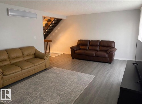 3221 132A Avenue Nw, Edmonton, AB 