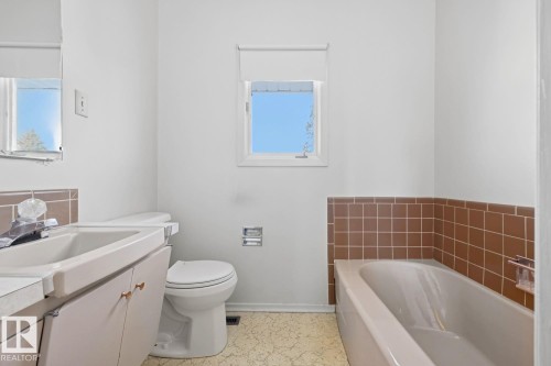 3830 Ada Boulevard Nw, Edmonton, AB 