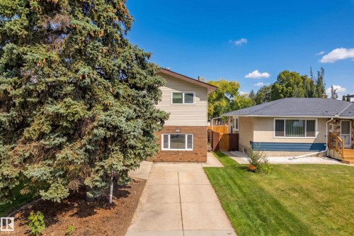 8818 161 Street Nw, Edmonton, AB 