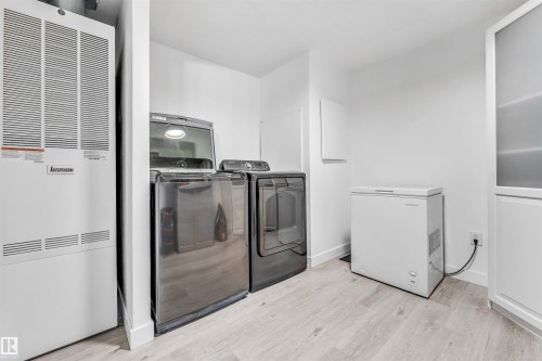3400 Lakeview Point Northwest, Edmonton, AB - Indoor Photo Showing Laundry Room