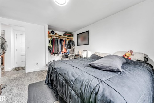 3400 Lakeview Point Northwest, Edmonton, AB - Indoor Photo Showing Bedroom
