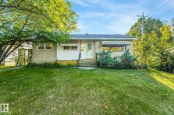 Front facade with stucco and horizontal siding - 
