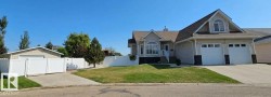 5917 44a Street  Vegreville, AB T9C 1V2