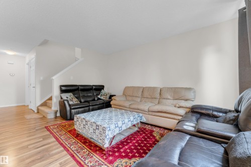 1030 177A Street Nw, Edmonton, AB - Indoor Photo Showing Living Room