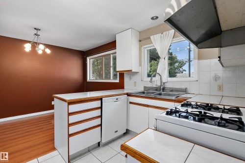 10432 50 Street Nw, Edmonton, AB 