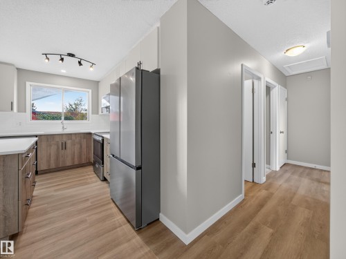 9836 169 Street Nw, Edmonton, AB 