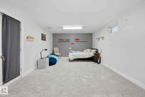 9520 95 Avenue Nw, Edmonton, AB 