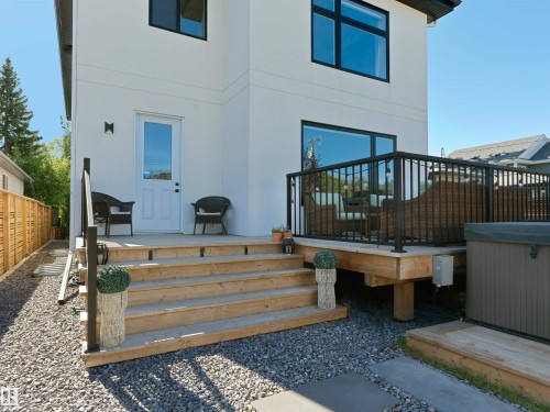 10926 72 Avenue Nw, Edmonton, AB 