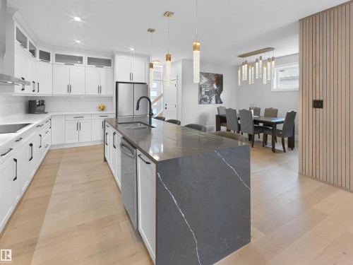 10926 72 Avenue Nw, Edmonton, AB 