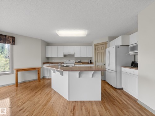 1381 Breckenridge Drive Nw, Edmonton, AB 
