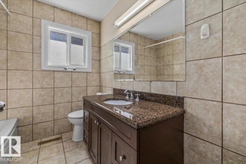 11516 44 Avenue Nw, Edmonton, AB 