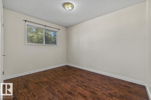 11516 44 Avenue Nw, Edmonton, AB 