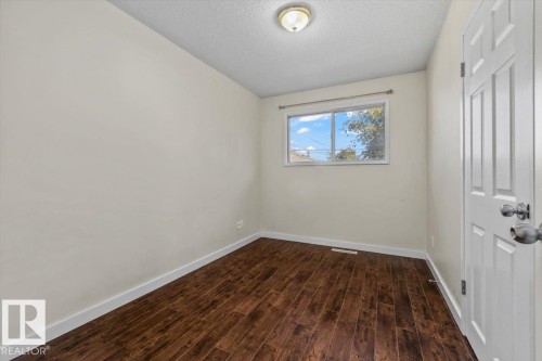 11516 44 Avenue Nw, Edmonton, AB 