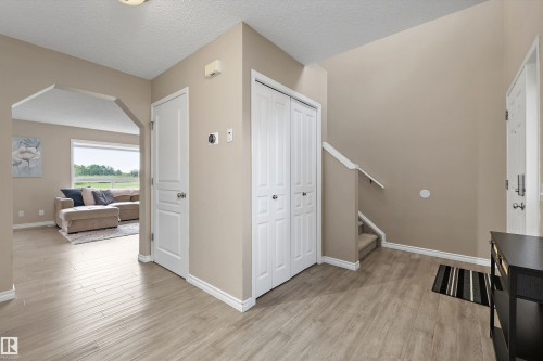 4616 191 Street Nw, Edmonton, AB 
