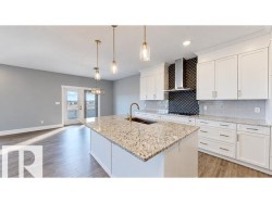 327 172 Avenue NW  Edmonton, AB T5Y 4L1