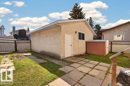 7423 188 Street Nw, Edmonton, AB 