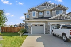 7372 CHIVERS Crescent SW  Edmonton, AB T6W 4L9