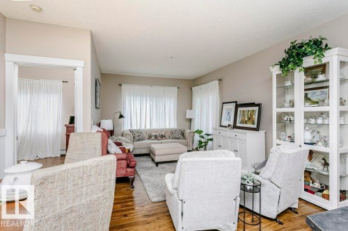 #323 16807 100 Av Nw, Edmonton, AB 