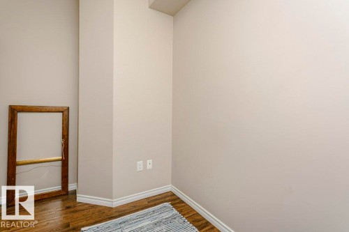 #323 16807 100 Av Nw, Edmonton, AB 