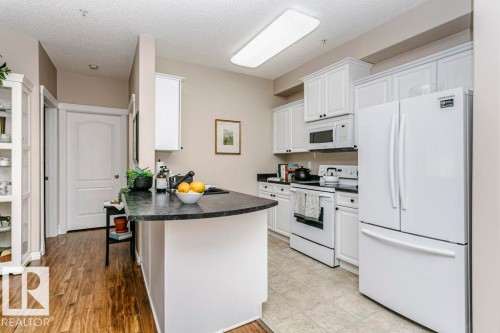 #323 16807 100 Av Nw, Edmonton, AB 