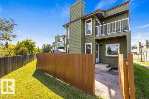 16919 95 Street Nw, Edmonton, AB 