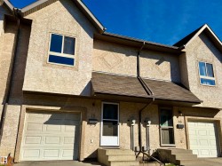 #17 16317 64 ST NW  Edmonton, AB T5Y 3M3