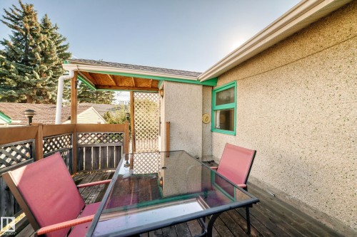 10528 128 Avenue Nw, Edmonton, AB 