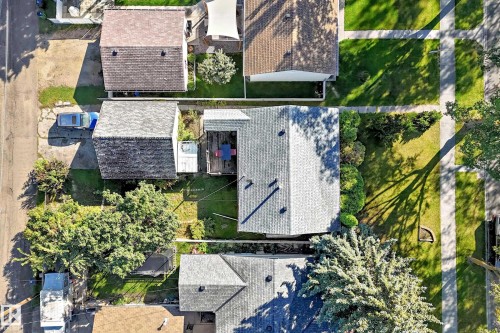 10528 128 Avenue Nw, Edmonton, AB 