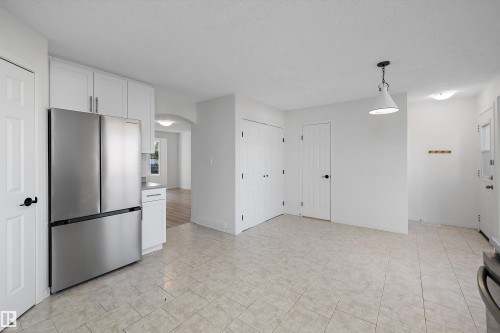 11822 47 Street Nw, Edmonton, AB 