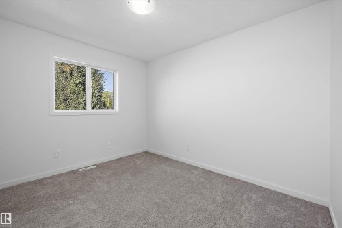 11822 47 Street Nw, Edmonton, AB 