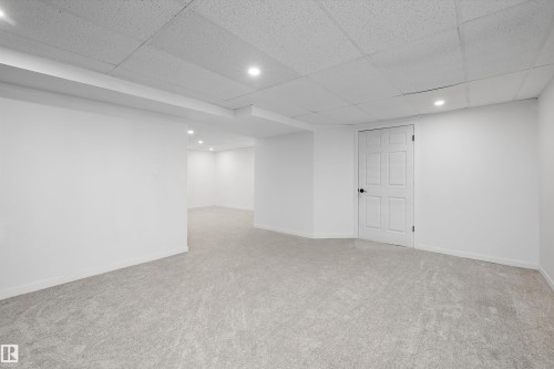 11822 47 Street Nw, Edmonton, AB 