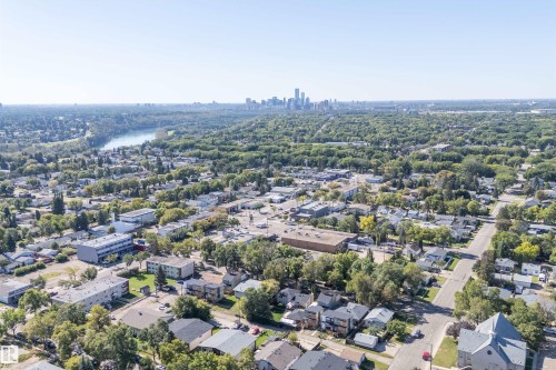 11822 47 Street Nw, Edmonton, AB 