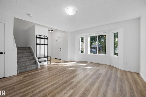11822 47 Street Nw, Edmonton, AB 