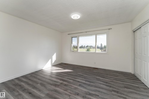 11363 22 Avenue Nw, Edmonton, AB 