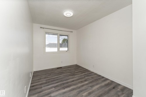 11363 22 Avenue Nw, Edmonton, AB 