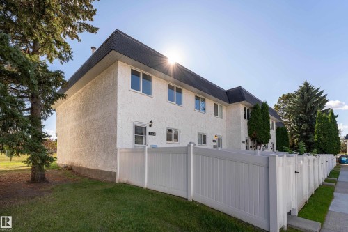 11363 22 Avenue Nw, Edmonton, AB 