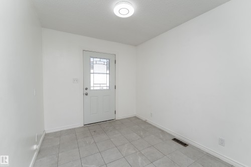 11363 22 Avenue Nw, Edmonton, AB 