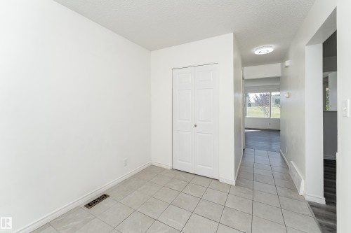 11363 22 Avenue Nw, Edmonton, AB 