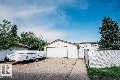 14916 94 Street Nw, Edmonton, AB 