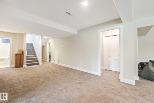 14128 98 Avenue Nw, Edmonton, AB - Indoor Photo Showing Other Room