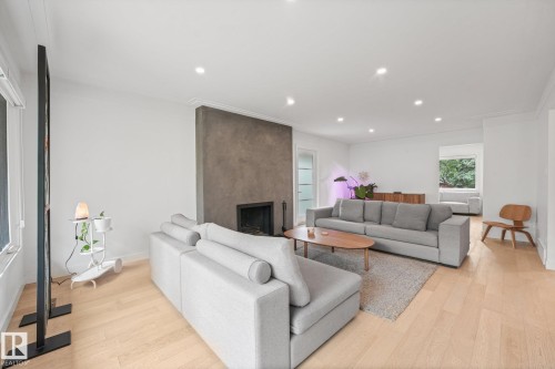 14128 98 Avenue Nw, Edmonton, AB - Indoor Photo Showing Living Room With Fireplace
