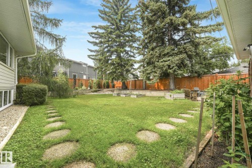 14128 98 Avenue Nw, Edmonton, AB - Outdoor With Backyard