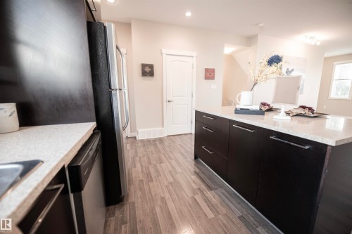 #65 8315 180 Av Nw, Edmonton, AB 