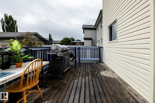 5907 203 Street Nw, Edmonton, AB 