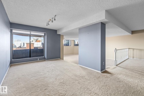 #602 11503 100 Av Nw, Edmonton, AB 
