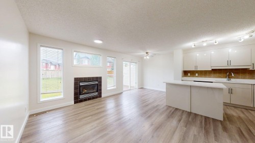 1150 37B Avenue Nw, Edmonton, AB 