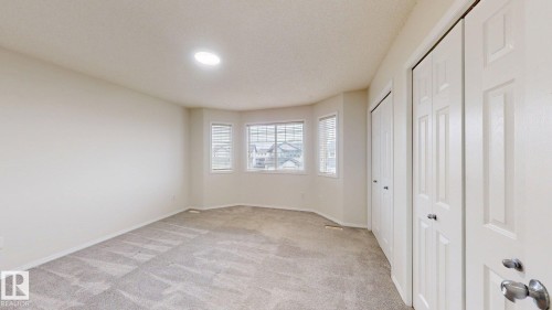 1150 37B Avenue Nw, Edmonton, AB 