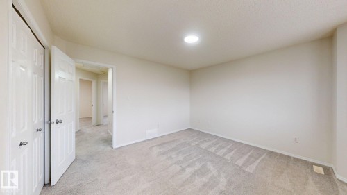 1150 37B Avenue Nw, Edmonton, AB 